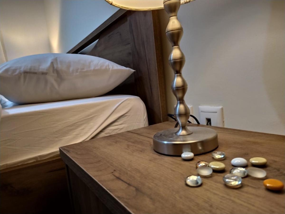 ארטמידה Overnight Athens Airport And Raphina Port Apartment מראה חיצוני תמונה