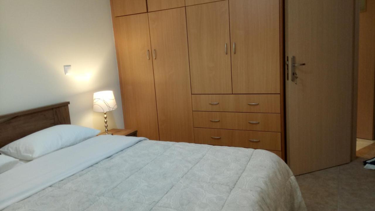 ארטמידה Overnight Athens Airport And Raphina Port Apartment מראה חיצוני תמונה